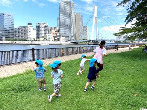 都営大江戸線 月島駅にある保育のお仕事求人