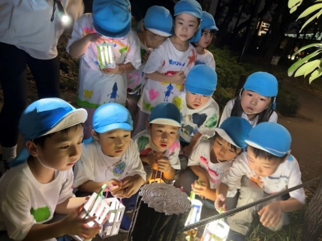 東京都千代田区西神田3-5-2　千代田ファーストビル西館1階にある、保育のお仕事求人