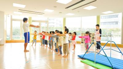 神奈川県横浜市旭区鶴ケ峰2-82-1　ココロット鶴ヶ峰3Fにある、保育のお仕事求人