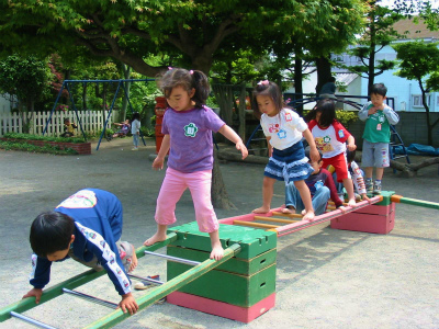 神奈川県大和市西鶴間3-7-19にある、幼稚園教諭のお仕事求人