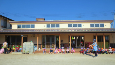 JR高崎線 上尾駅にある給食調理・栄養士のお仕事求人