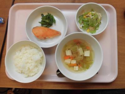 東京都目黒区下目黒５－１８－４不動児童館２階にある、給食調理・栄養士のお仕事求人