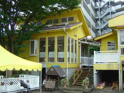 埼玉県入間市豊岡1-8-24にある、保育のお仕事求人