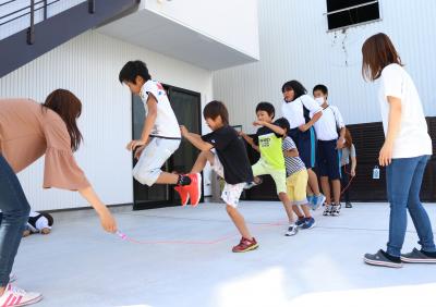 愛知県安城市横山町大山田中４８番地７にある、発達支援・児童指導員のお仕事求人