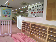 埼玉県草加市高砂1-6-34　ステラコート1Fにある、保育のお仕事求人