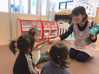 東京都多摩市関戸3-14-8にある、保育のお仕事求人