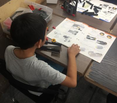 千葉県浦安市北栄3-33-10ビッグウッドビルド1階、2階にある、発達支援・児童指導員のお仕事求人