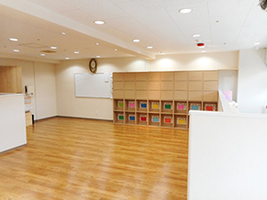 千葉県千葉市花見川区幕張町5-417-222　幕張グリーンハイツ117／120にある、発達支援・児童指導員のお仕事求人